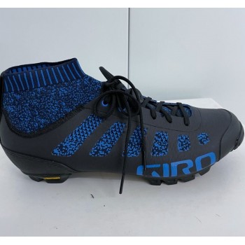 ZAPATILLAS GIRO MTB AZULES...