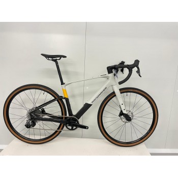 MONDRAKER DUSTY CARBON RR...