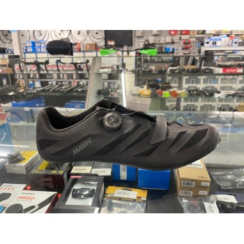 ÚLTIMAS UNIDADES! ZAPATILLA...