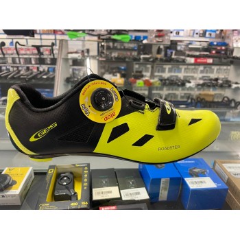 ÚLTIMAS UNIDADES! ZAPATILLA...