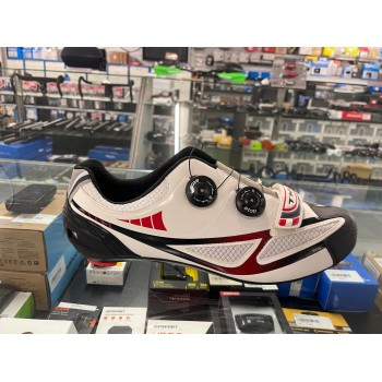 ÚLTIMAS UNIDADES! ZAPATILAS...