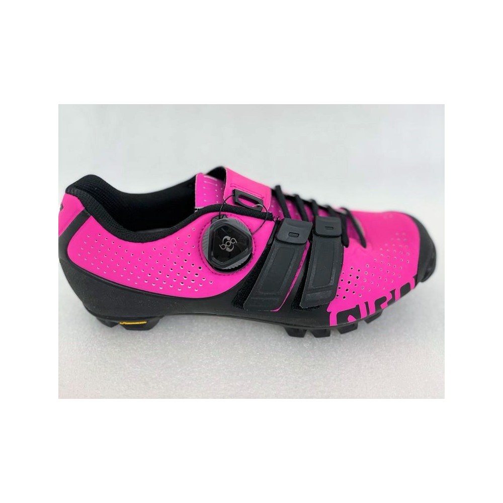 Macadán Red de comunicacion Precipicio ZAPATILLAS GIRO MTB ROSA CON NEGRO T.39