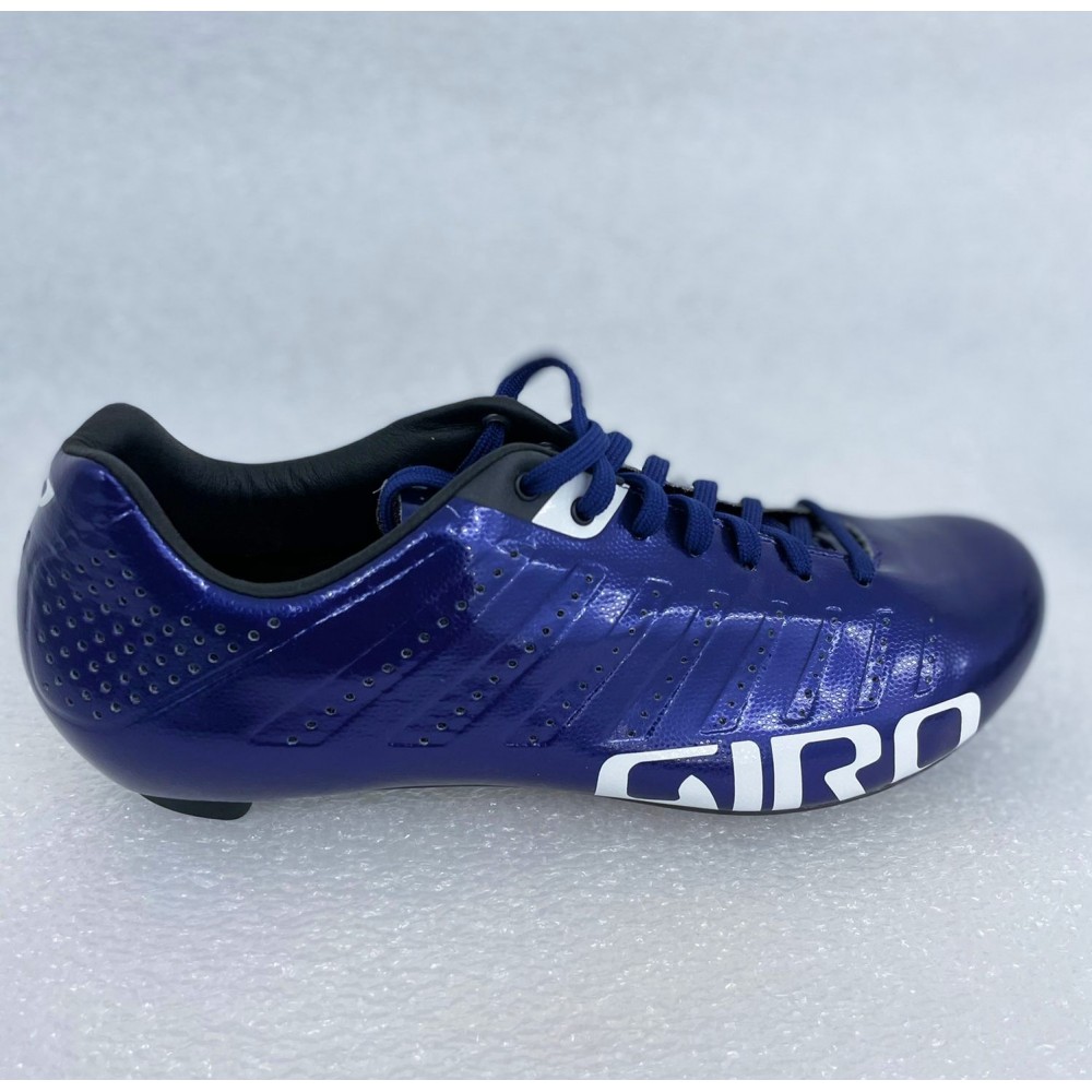 Descripción Cuervo Contrapartida ZAPATILLAS GIRO CARRETERA AZUL T.42.5