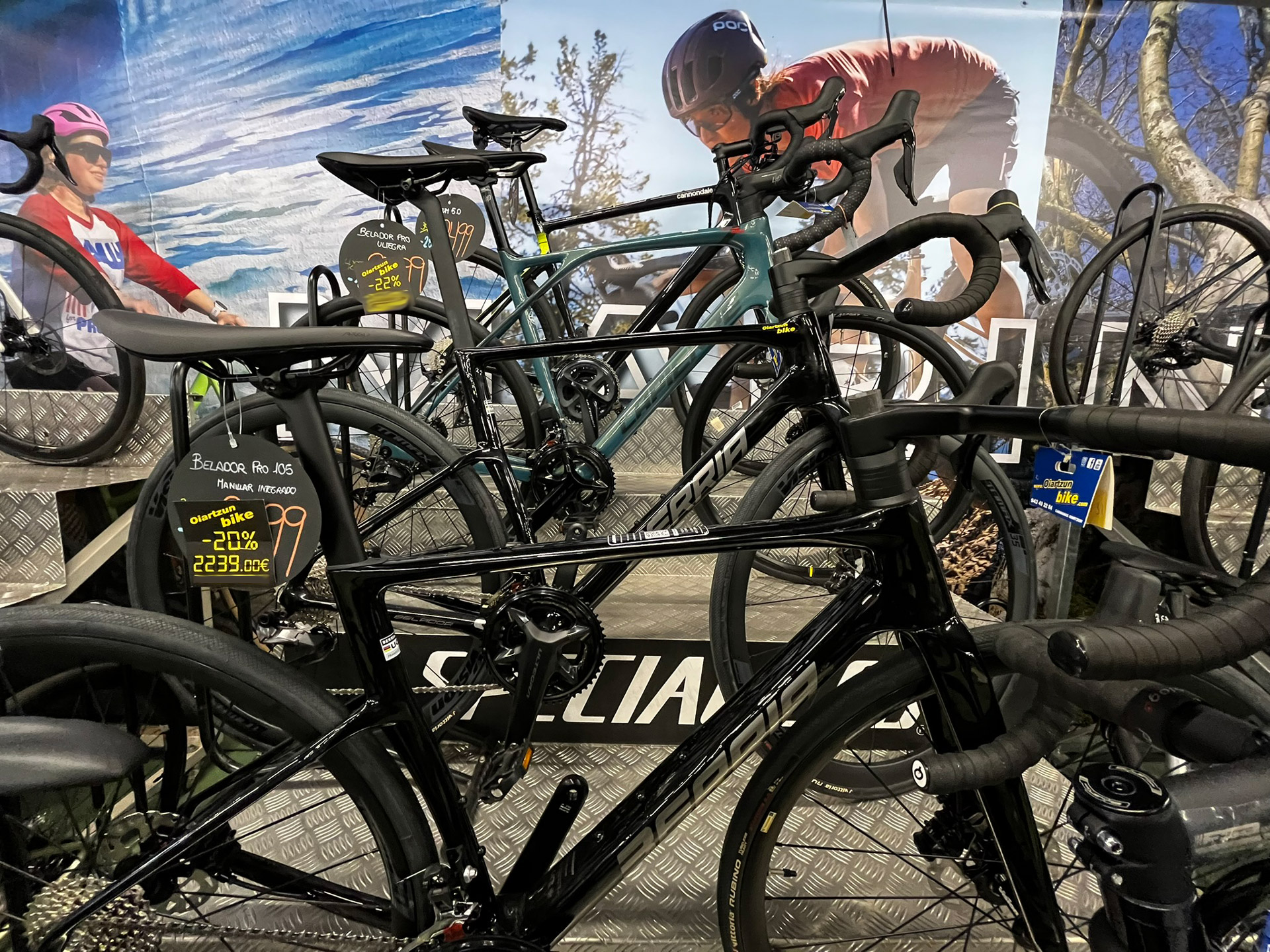 Mondraker Crafty Unlimited Gulf Edition