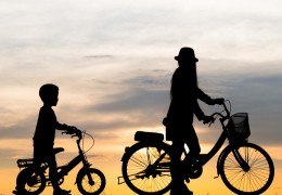 ¿Cuál es el Mejor Regalo de Comunión? ¡Una Bicicleta!