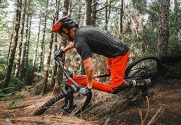 Mondraker lanza la nueva Level: potencia, recorrido y autonomía sin concesiones